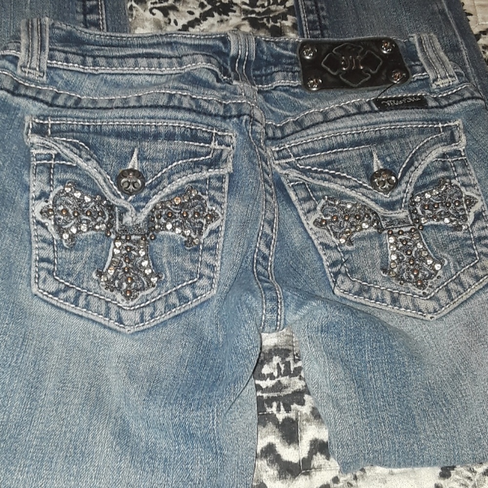 Size 25 miss me skinny jeans